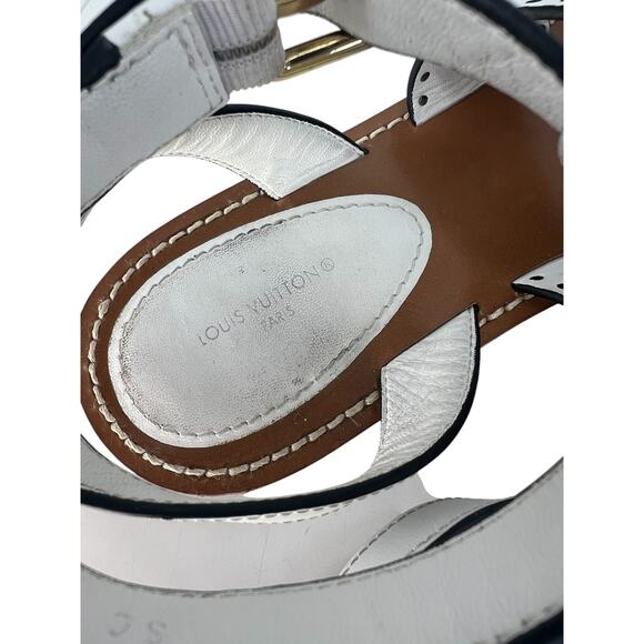 Louis Vuitton Horizon Perforated Leather Flat Sandals in White - Picture 11 of 16